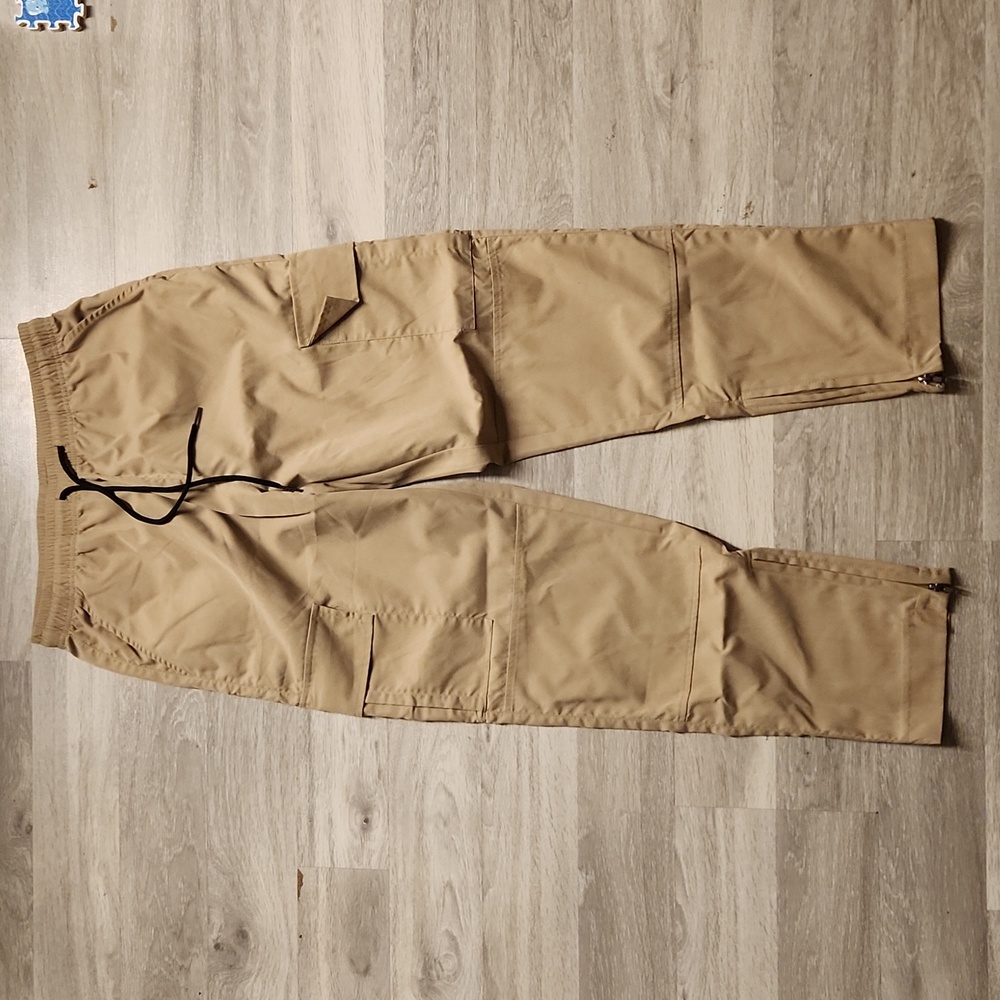 Brand new, Cargo Zipper pants size S beige